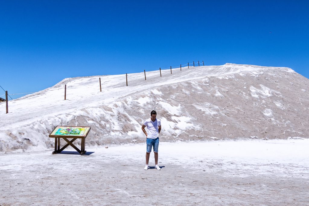 Montagne de sel du Salin d'AIgues-Mortes