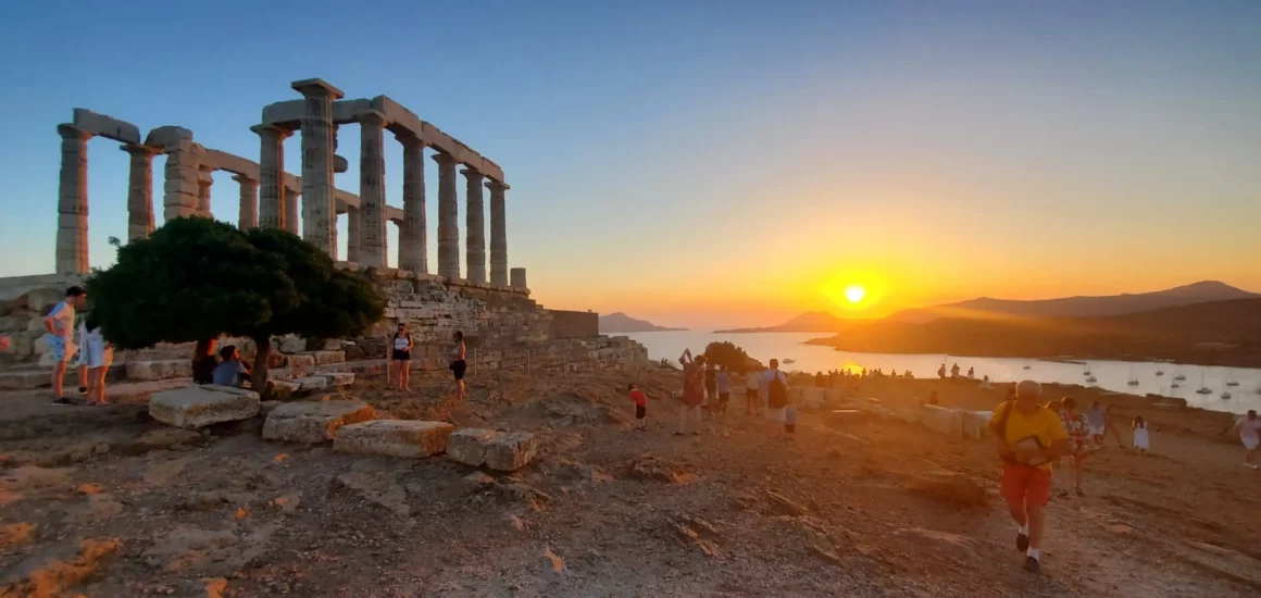 Temple de Poséidon au Cap Sounion, site incontournable à visiter près d'Athènes