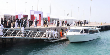 ferry Qatar Bahrein traversant le golfe Persique entre Doha et Manama